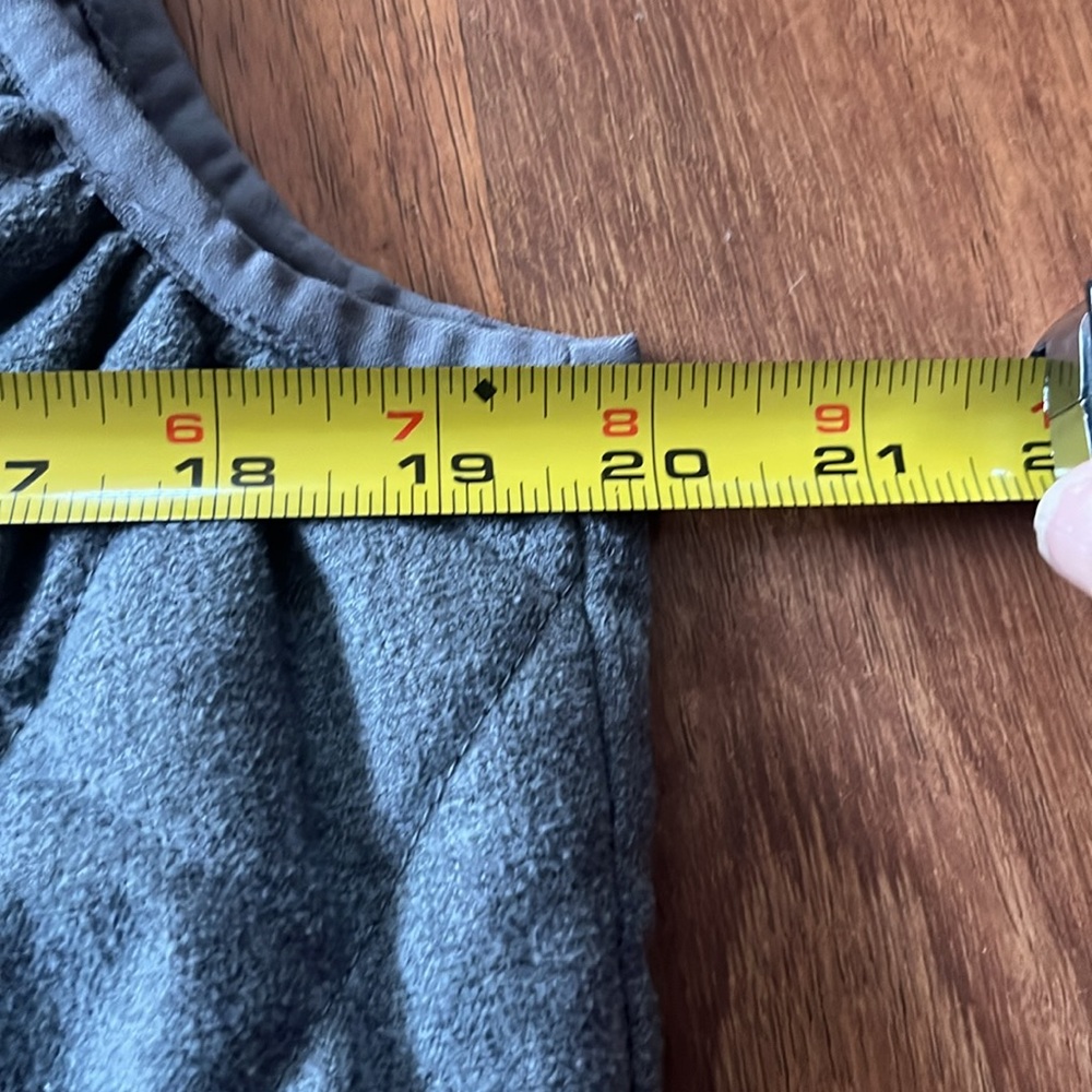 Like new Old Navy quilted gray vest - Picture 10 of 13